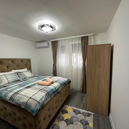 Vucinic Studio Apartment Cetinje Kültér fotó