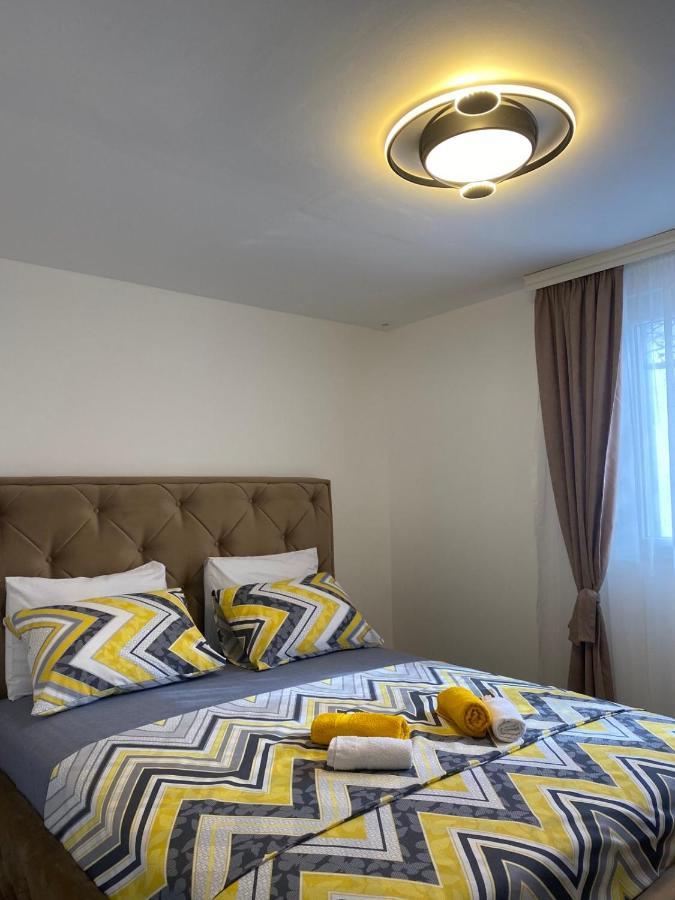 Vucinic Studio Apartment Cetinje Kültér fotó
