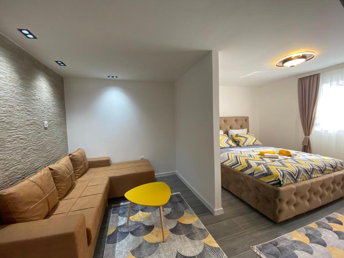Vucinic Studio Apartment Cetinje Kültér fotó